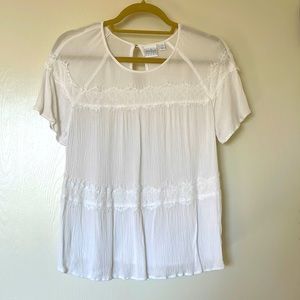 White Crinkle Lace Detail Short-sleeve Blouse (NY&Co)